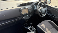 Toyota Yaris 1.5 Hybrid Y20 5dr CVT [Bi-tone] Hybrid Hatchback